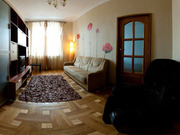 Трёхкомнатная квартира на сутки - ул. Карла Маркса,  33,  Минск. - foto 0