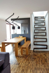 Лестница в дом любых видов из массива древесины. Изготовление и монтаж - foto 0