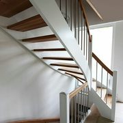 Деревянные лестницы в дом или на дачу по выгодной цене выбирайте у нас - foto 6