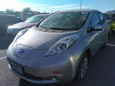 Серый Nissan Leaf S 2017 - main